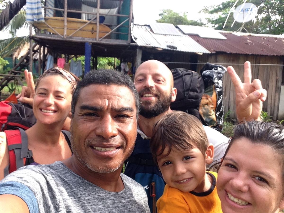 Miguel Surf Camp Hotel Quepos Buitenkant foto